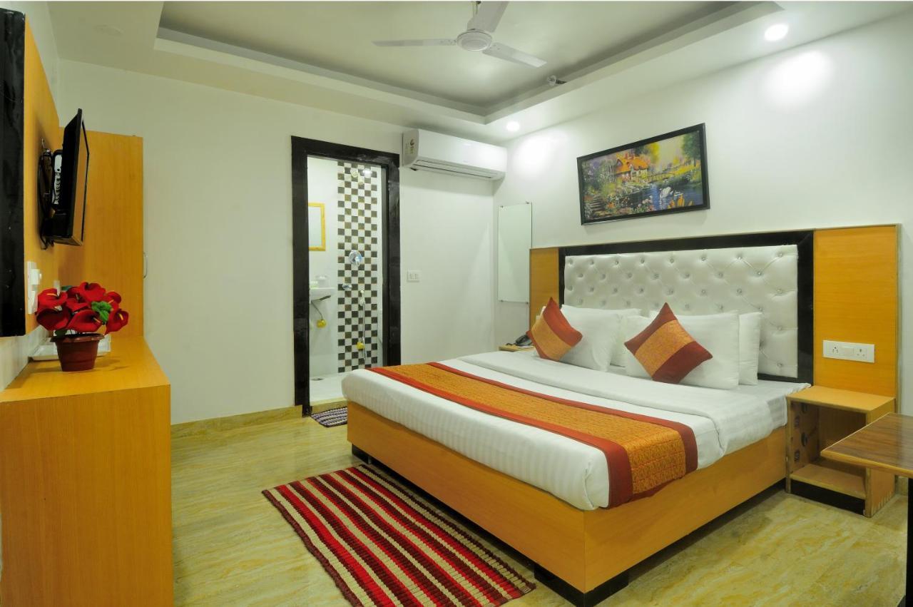Hotel Noida Delight 외부 사진