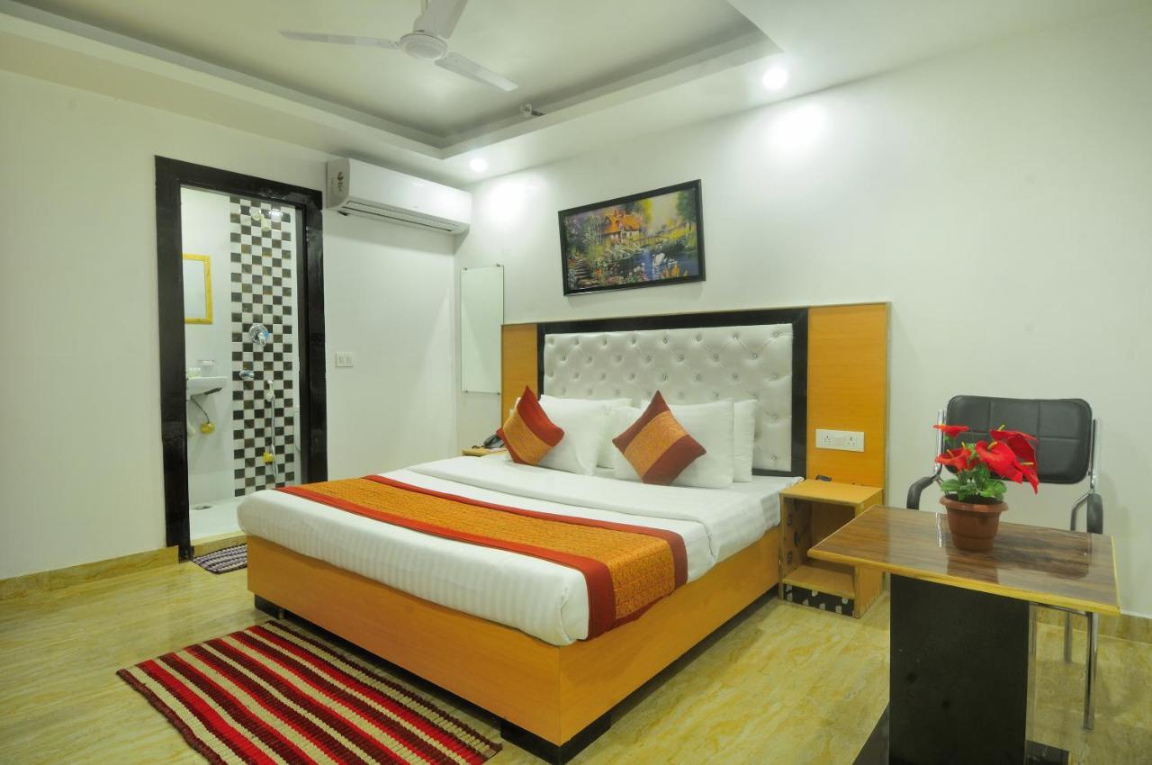 Hotel Noida Delight 외부 사진