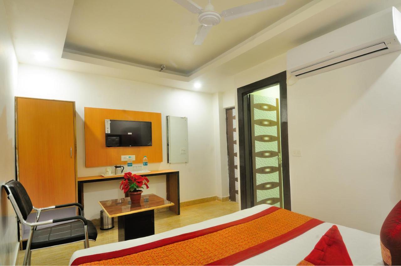 Hotel Noida Delight 외부 사진