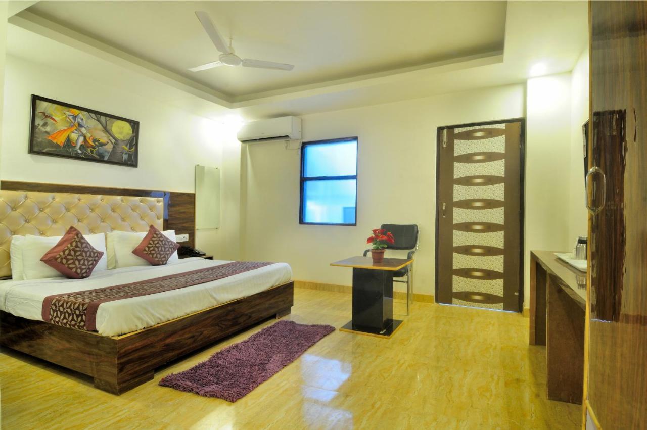 Hotel Noida Delight 외부 사진